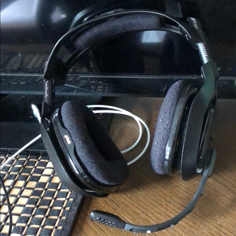 ASTRO A40 (mixAmp)